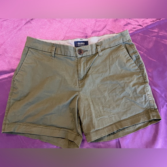 Old Navy Women’s Size 2 shorts lot - Picture 7 of 8